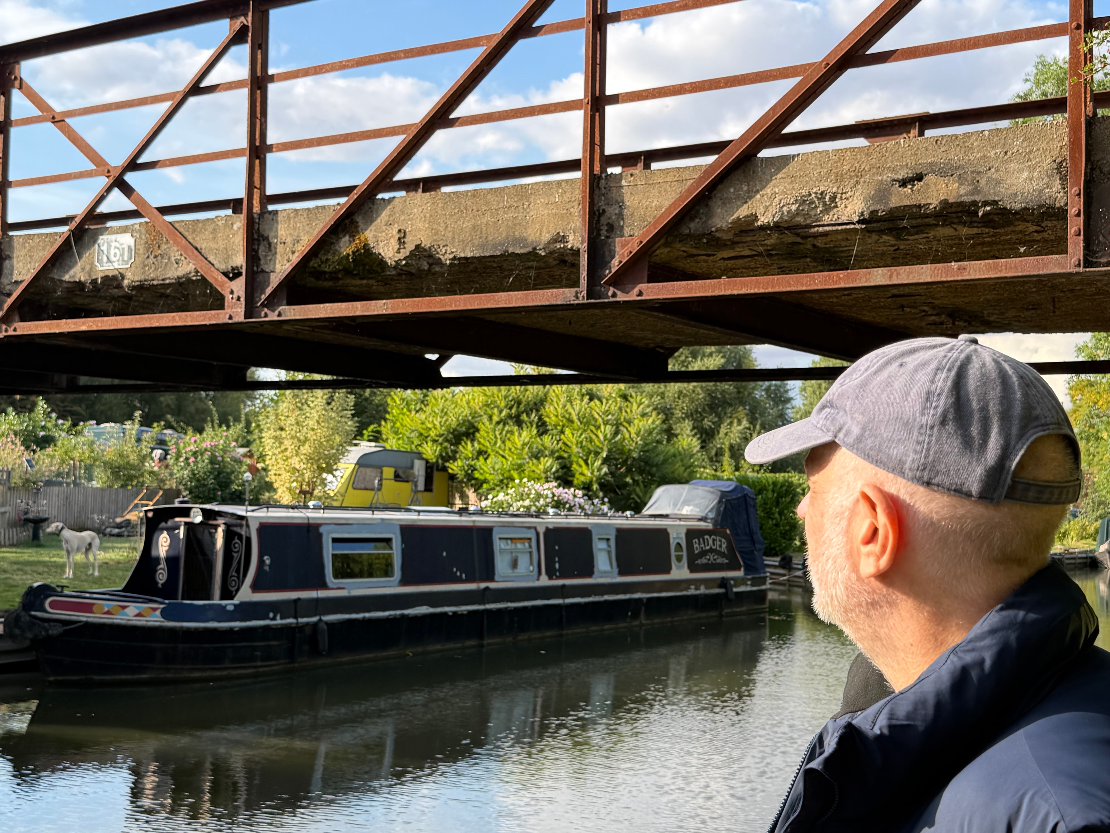 Paul-Austin Sargent inspects the ironwork of Neithorpe Bridge (161) on the Oxford Canal, Banbury
