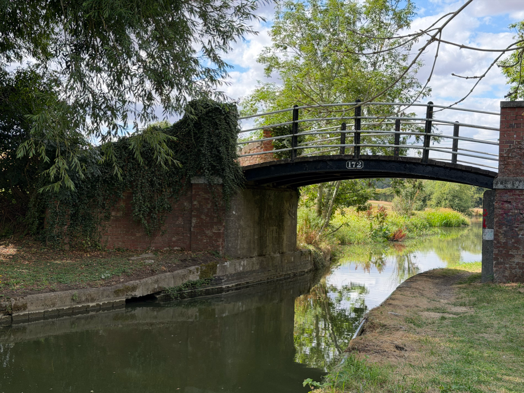 Nadkey — Bridge 172 on the Oxford Canal